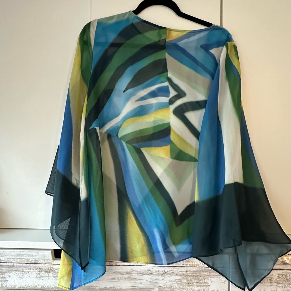 Chico’s travelers collection, top size 1.sizing chart in photos . Multicolored. - Picture 2 of 12